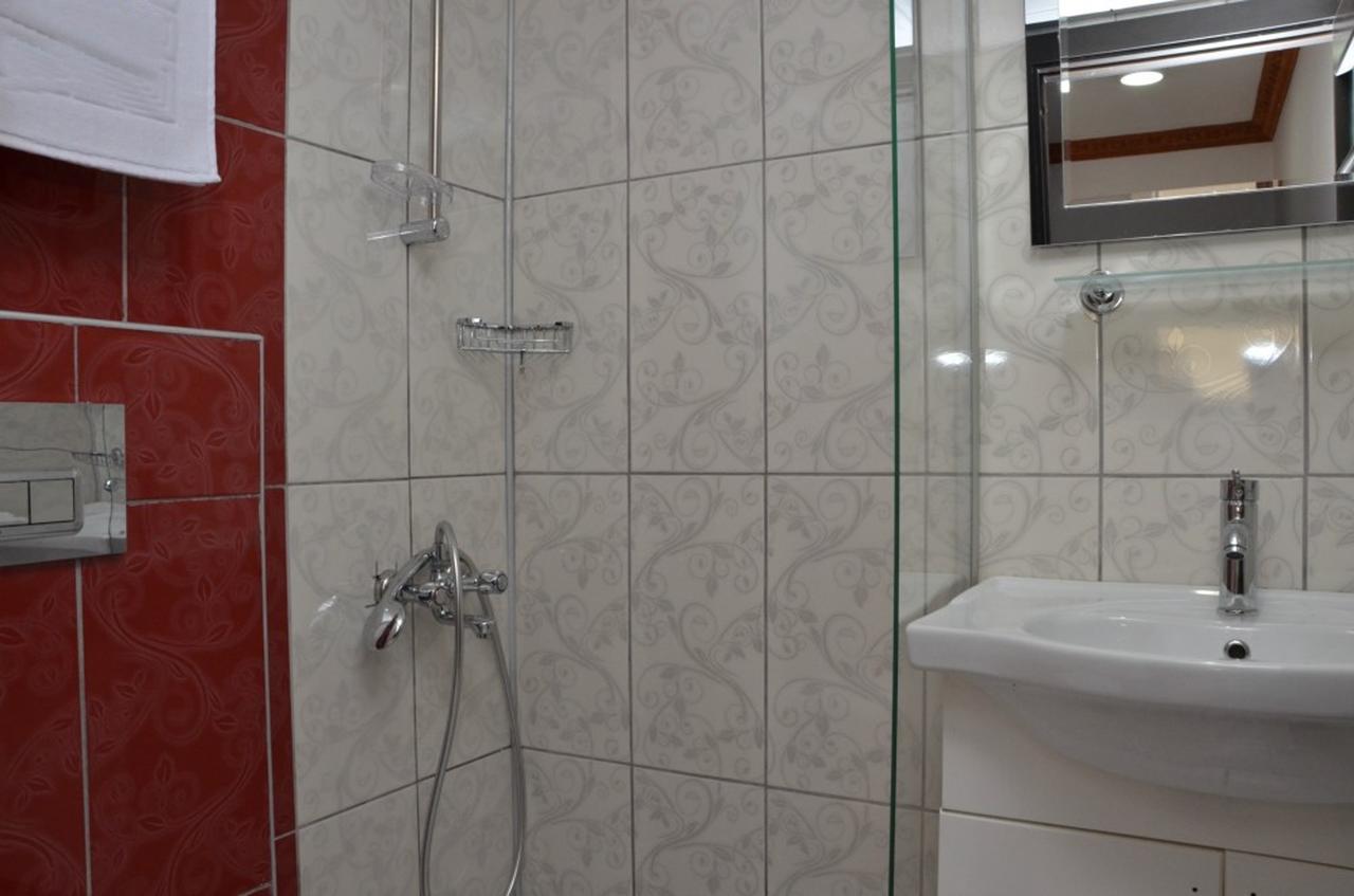 Oeren Konak Otel Bagian luar foto
